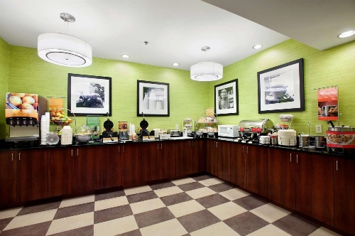 Hampton Inn By Hilton Atlanta-Stockbridge image 2
